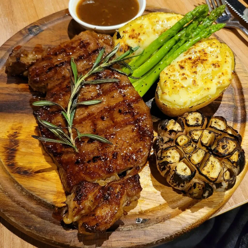 elli_rocks_striploin_steak_jennifer_ong_01
