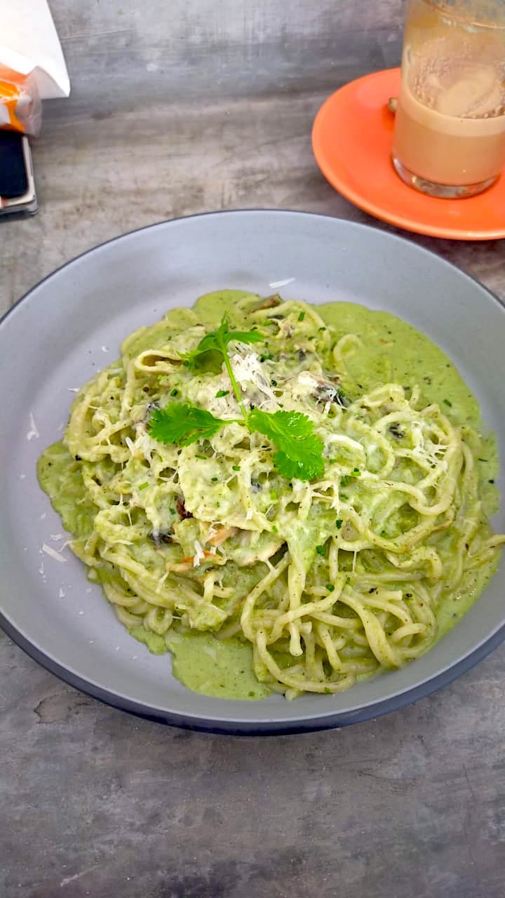 Jam & Kaya Cafe Chicken Pesto Pasta