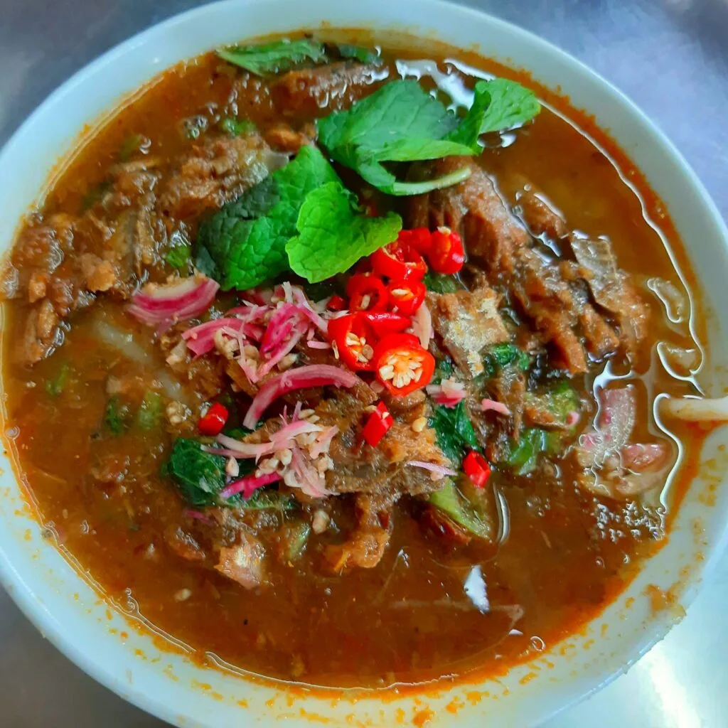 tong_sun_kedai_kopi_asam_laksa_aun_chuan_01