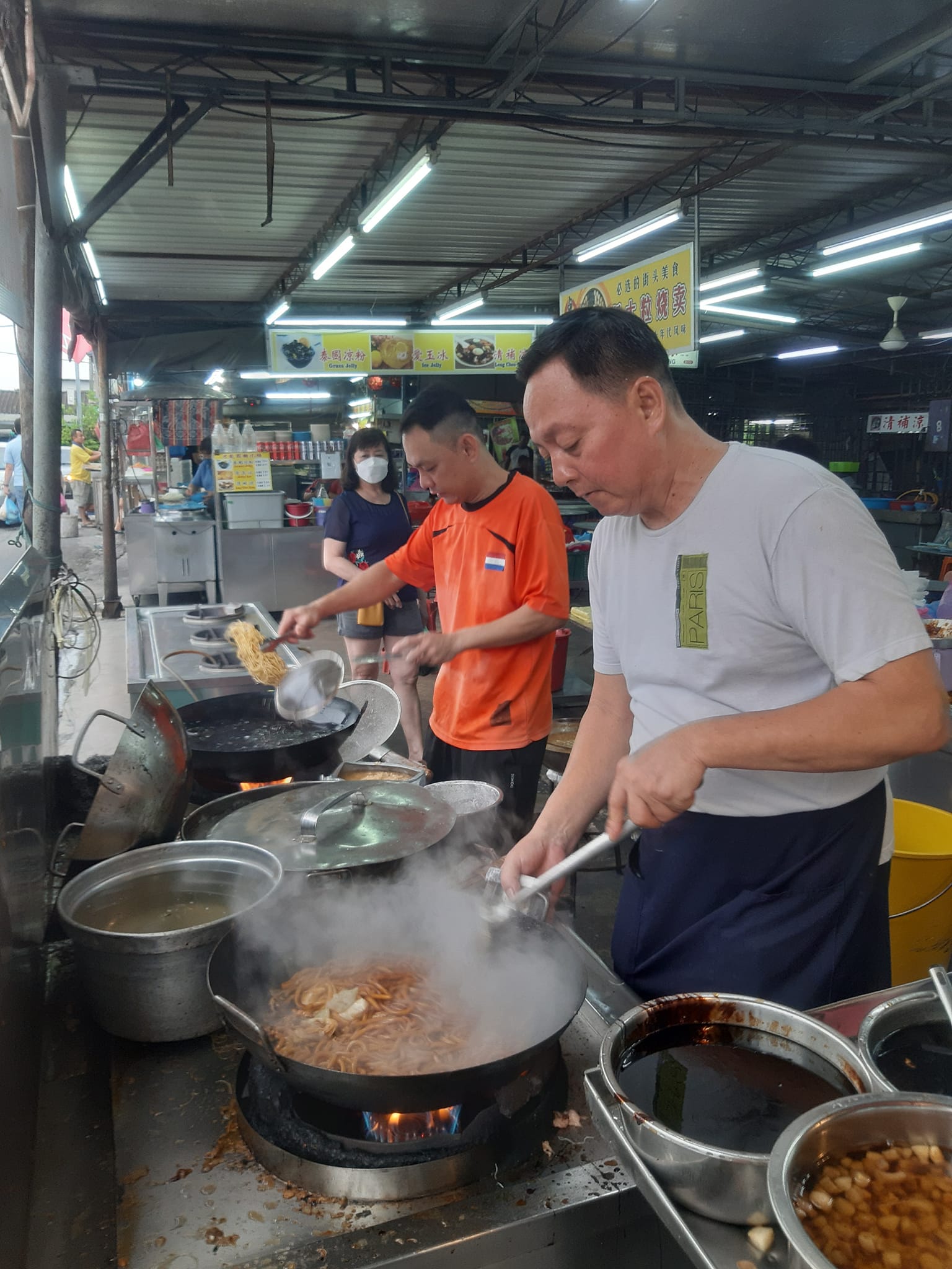 Chen Ping Jing Noodle Stall