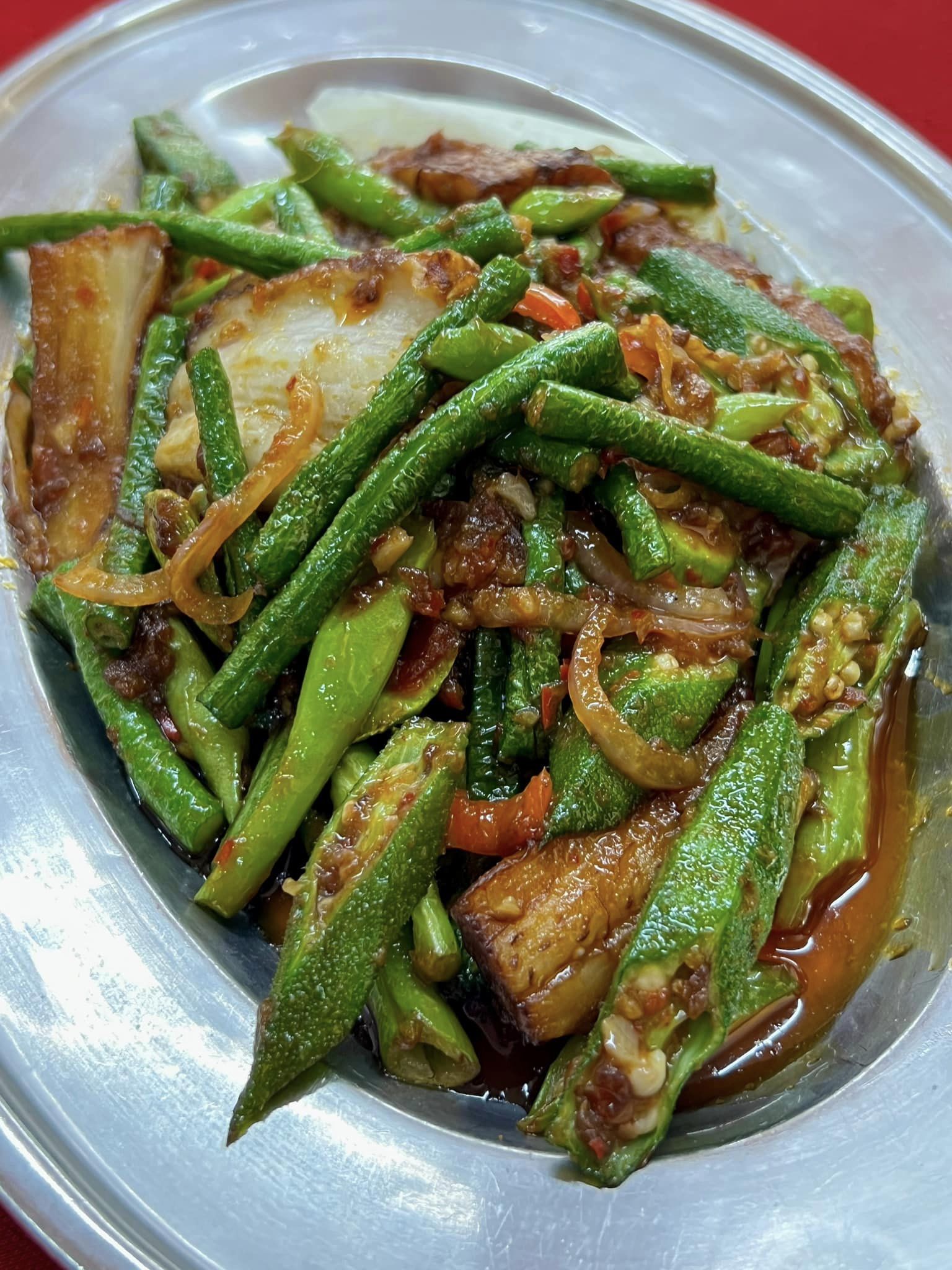 Thong Yew Seafood Restaurant