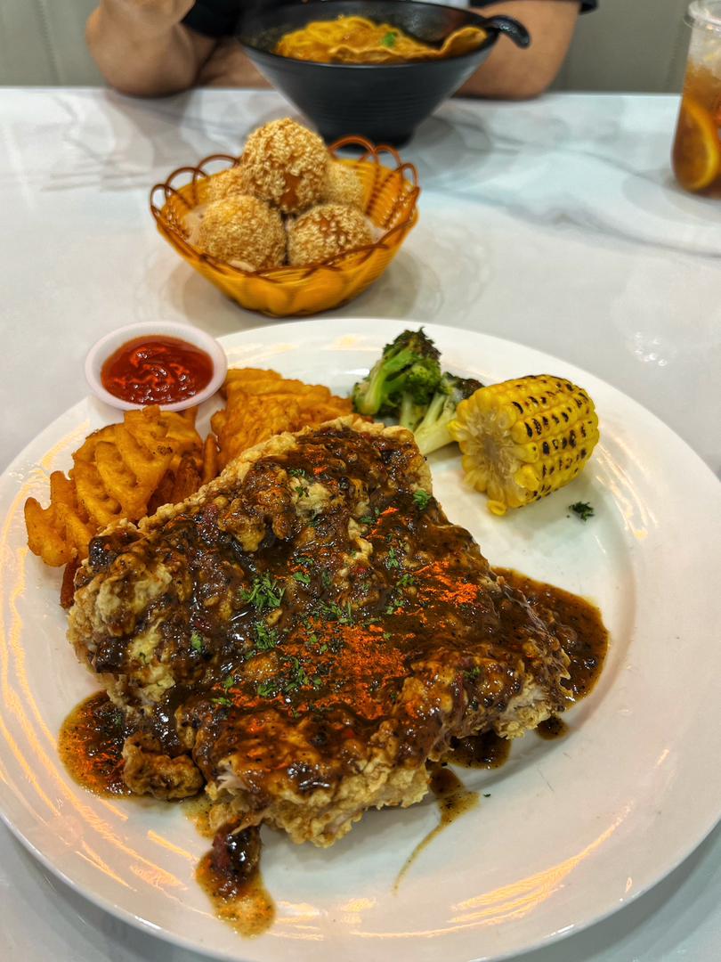 Q House Puchong Chicken Chop