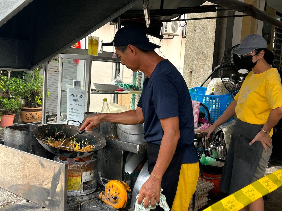 Siam Road Charcoal Char Koay Teow Is Worth The Wait | Chiefeater.com