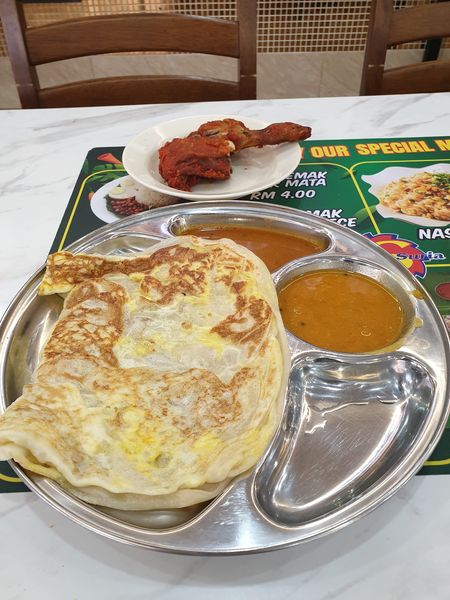 Sri Suria Curry House Restaurant Roti Canai