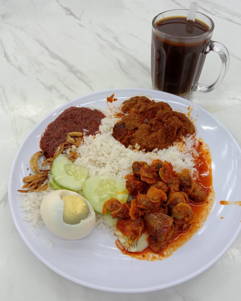 Breakfast at Nasi Lemak Wanjo Kg Baru