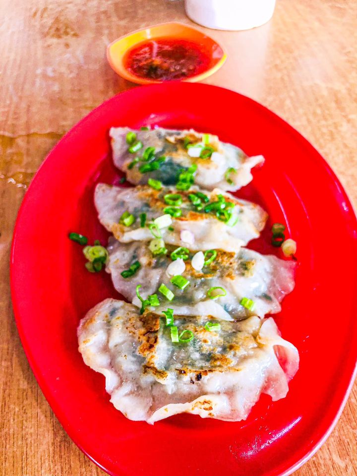 Sibu Central Market Pan Fried Jiaozi