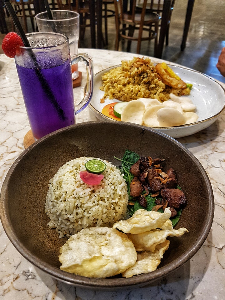 Ndalem Poenakawan Dinner