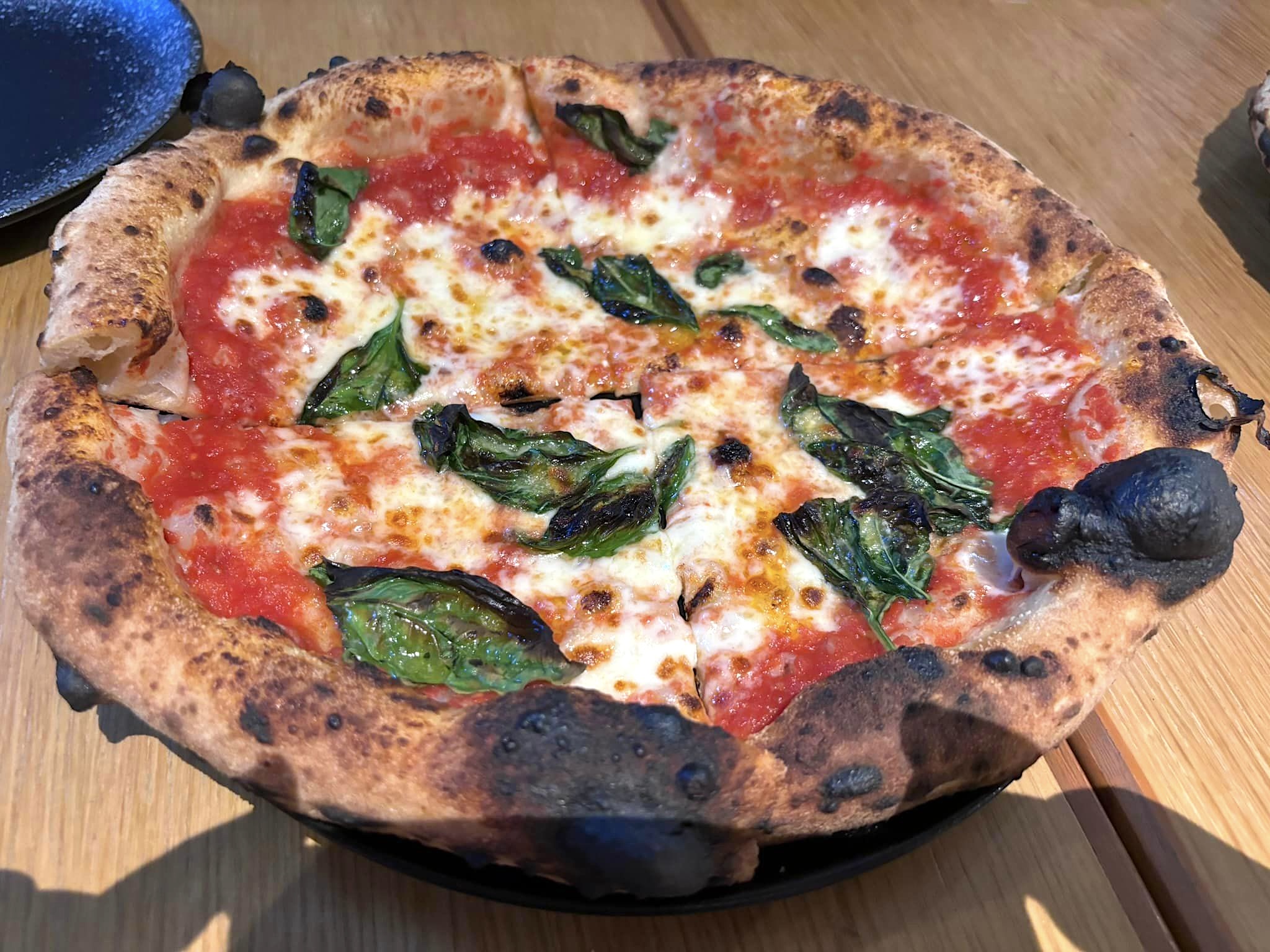 Round Pizza Napoletana