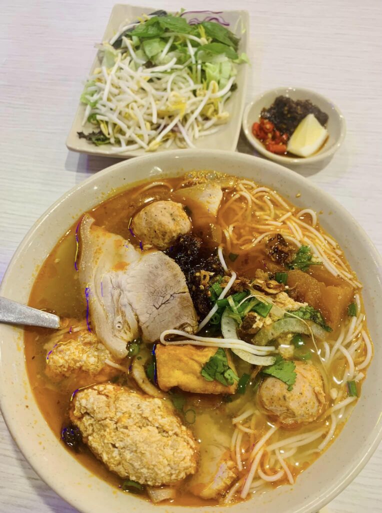 Moon Diem Hen Bun Rieu