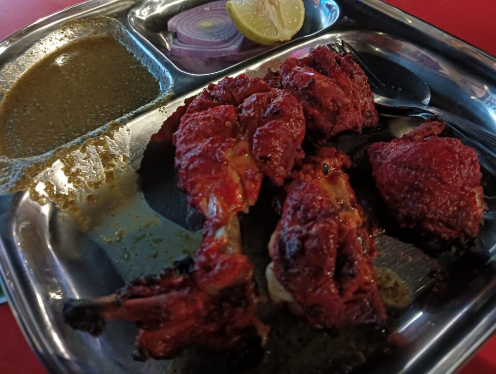 Restoran Hathija Maju Chicken Tandoori