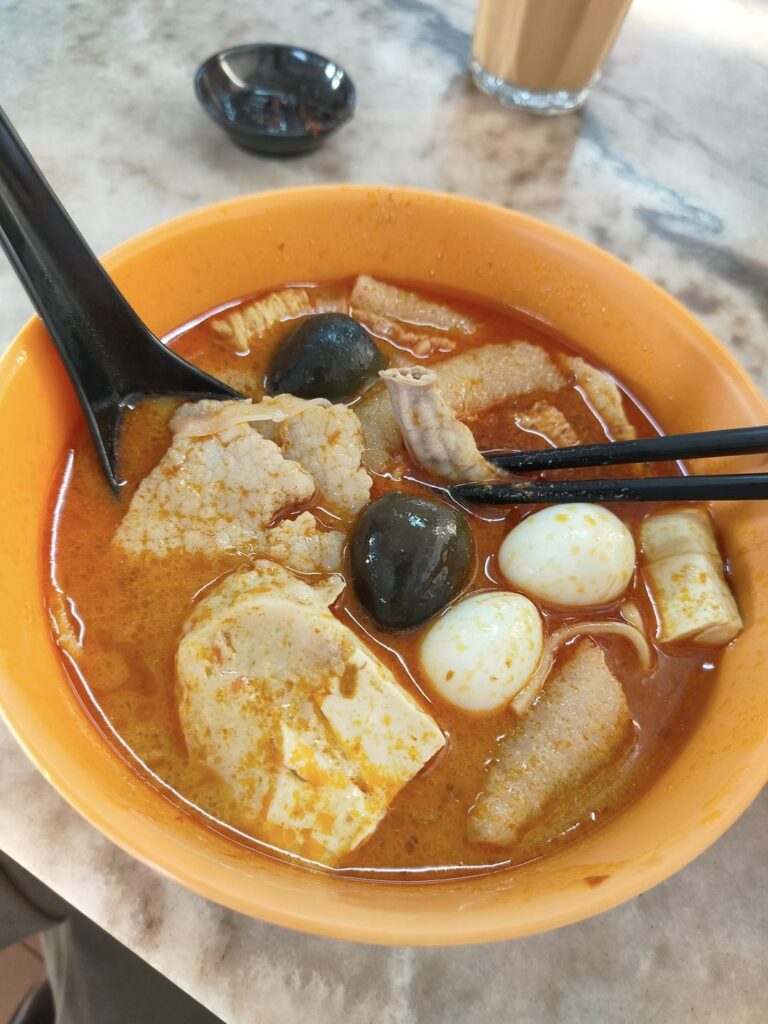 Restoran Khong Kee Johor Curry Mee