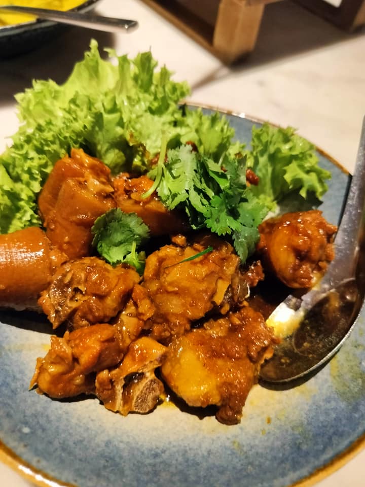 Yan Wo Thai Pig Tail and Soft Shell Crab
