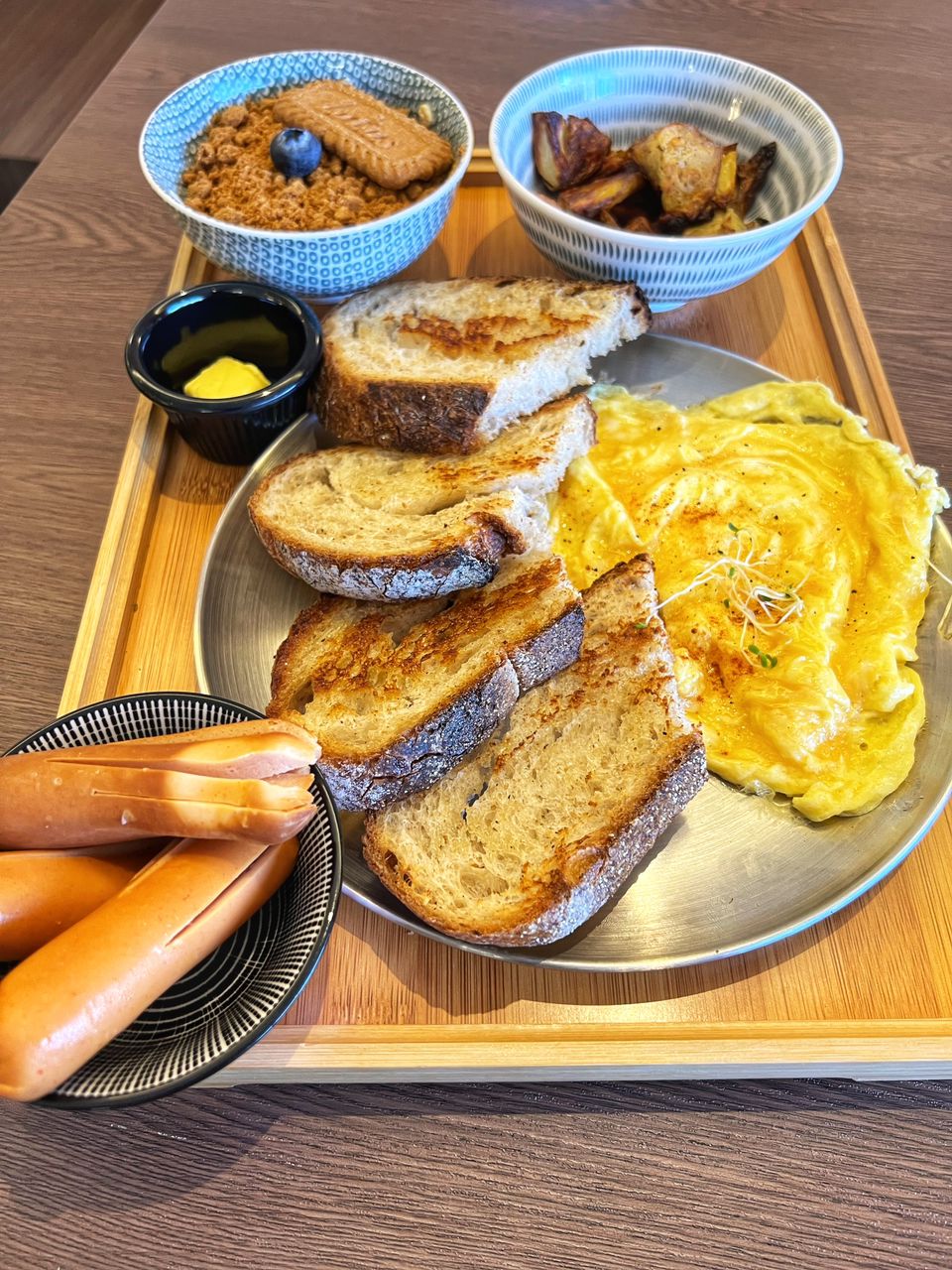 Breakfastology Breakfast Platter