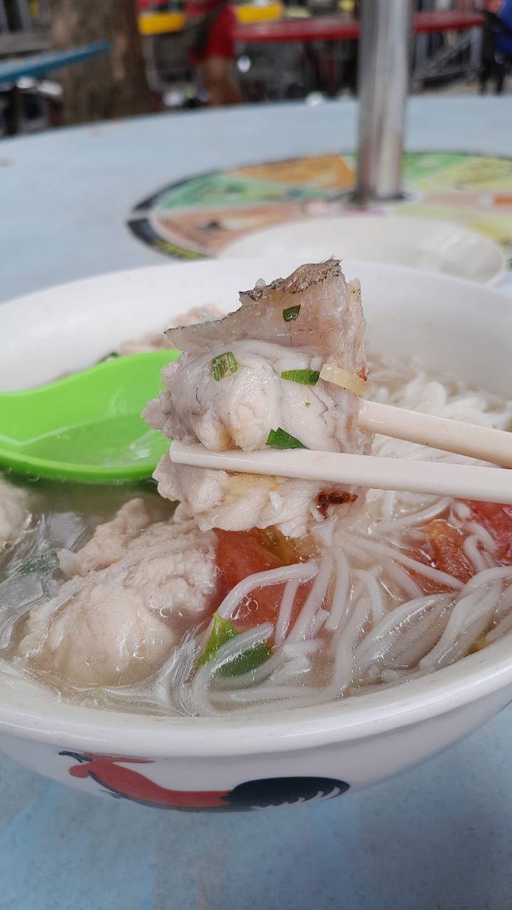 New Super Eight One Eight Fish Head Noodles
