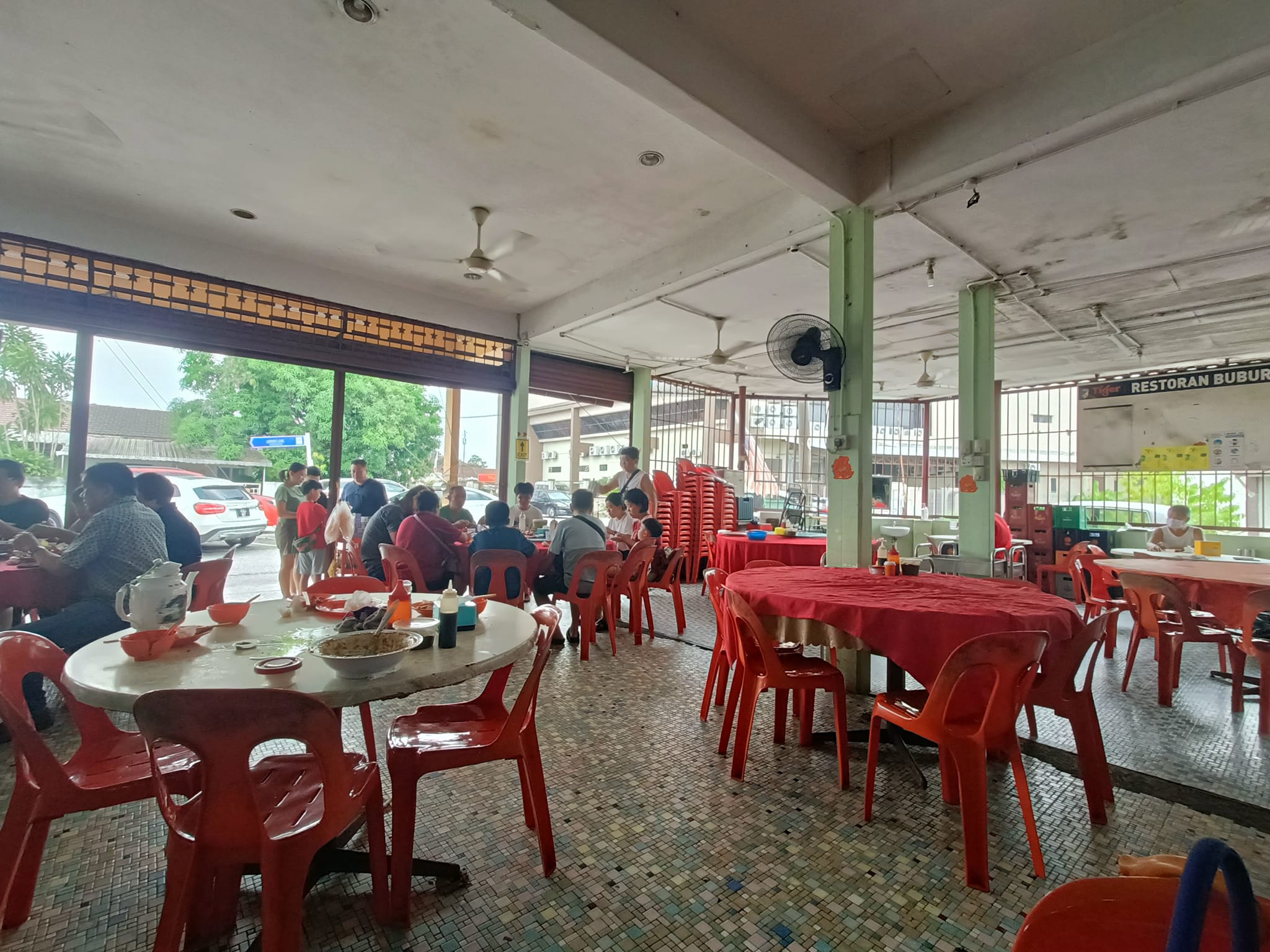 Restoran Bubur Goreng