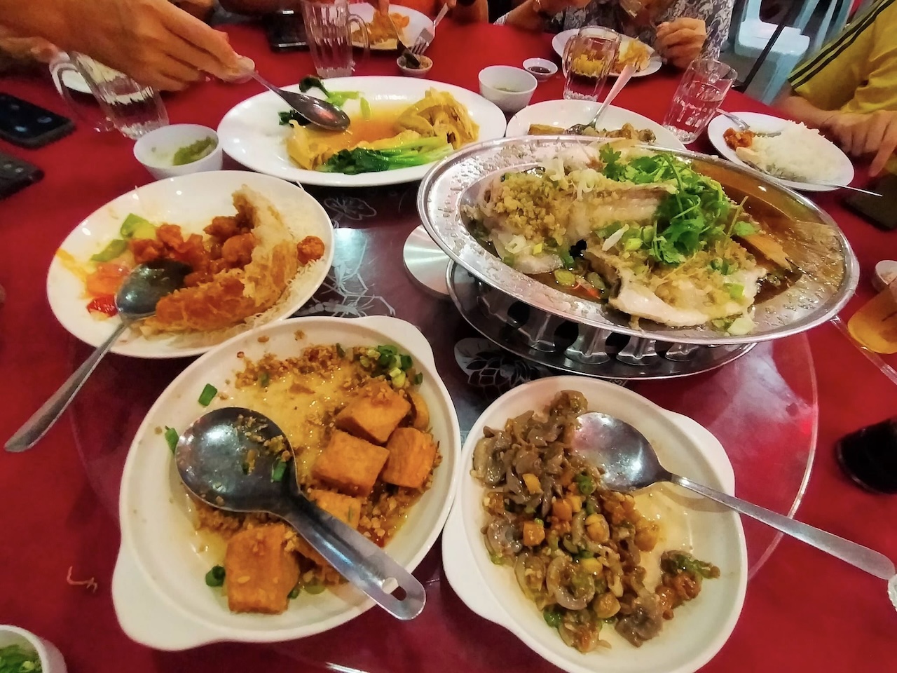 Restoran Yi Sheng Huat Serves Good Food