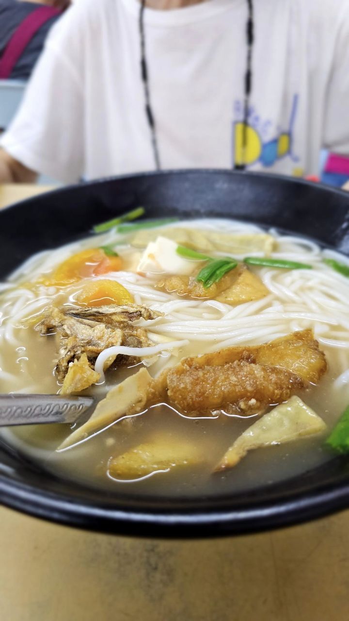 Soon Lei Restaurant Fish Head Noodles