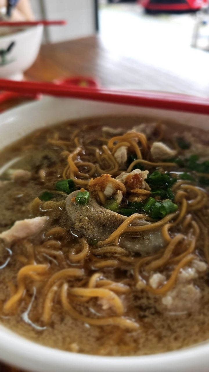 Restaurant MamaMui Pork Noodle was Worth It