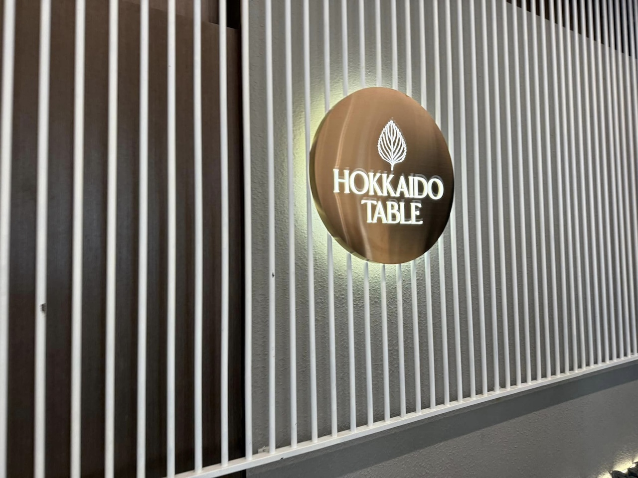 Hokkaido Table