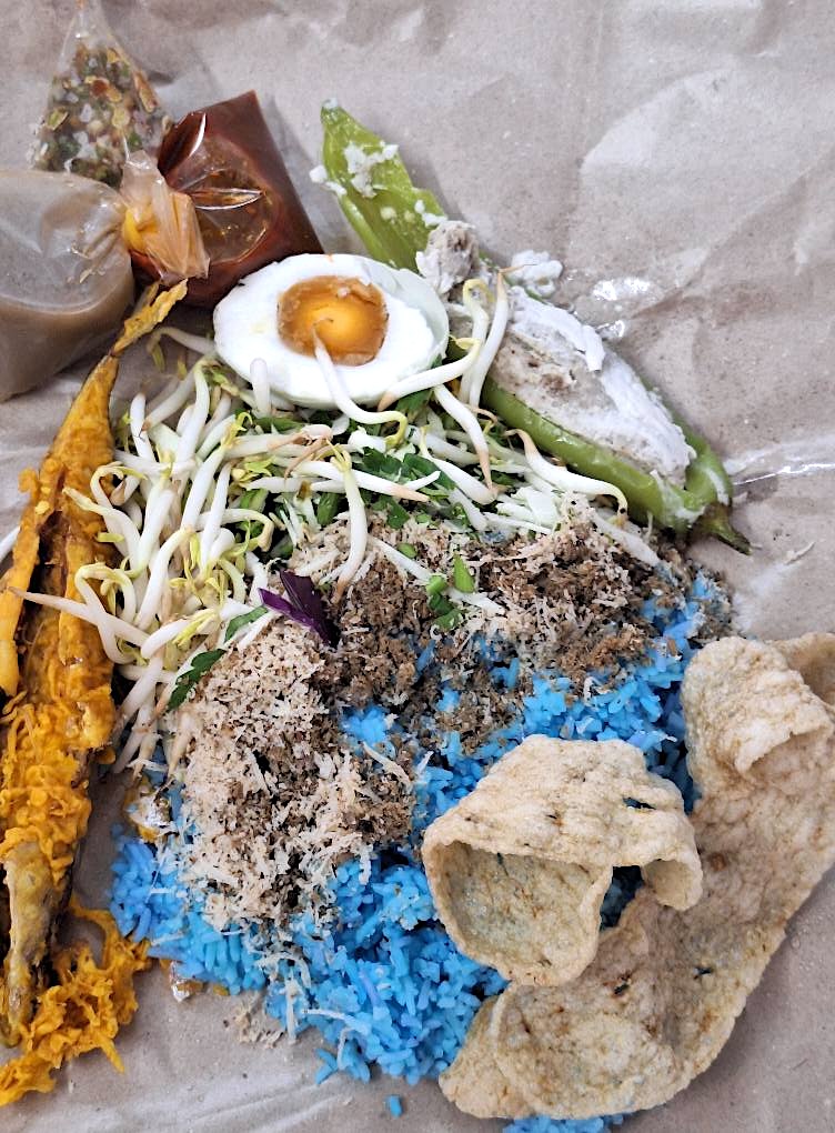 Nasi Kerabu Mama Maryam