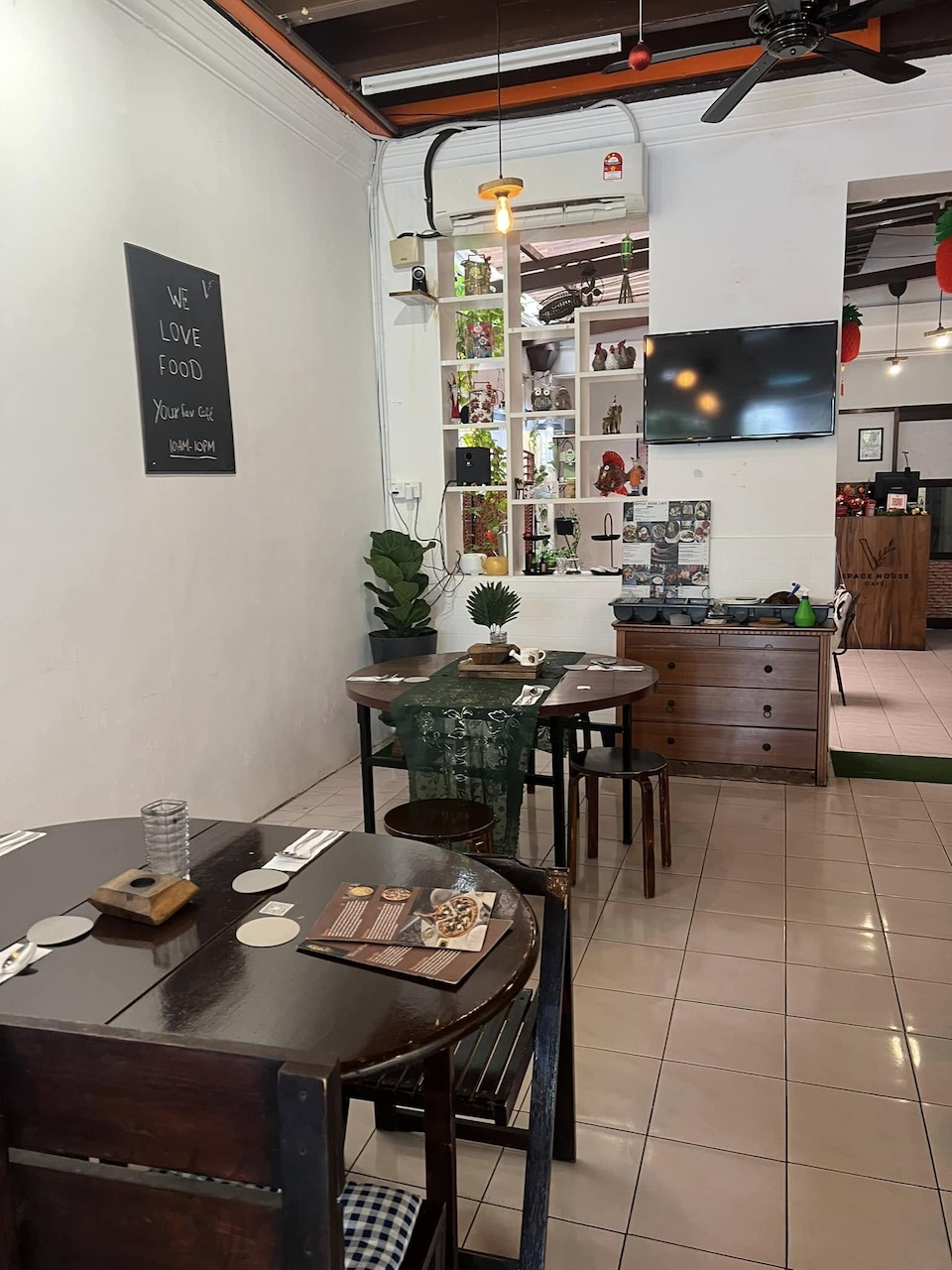 space house cafe