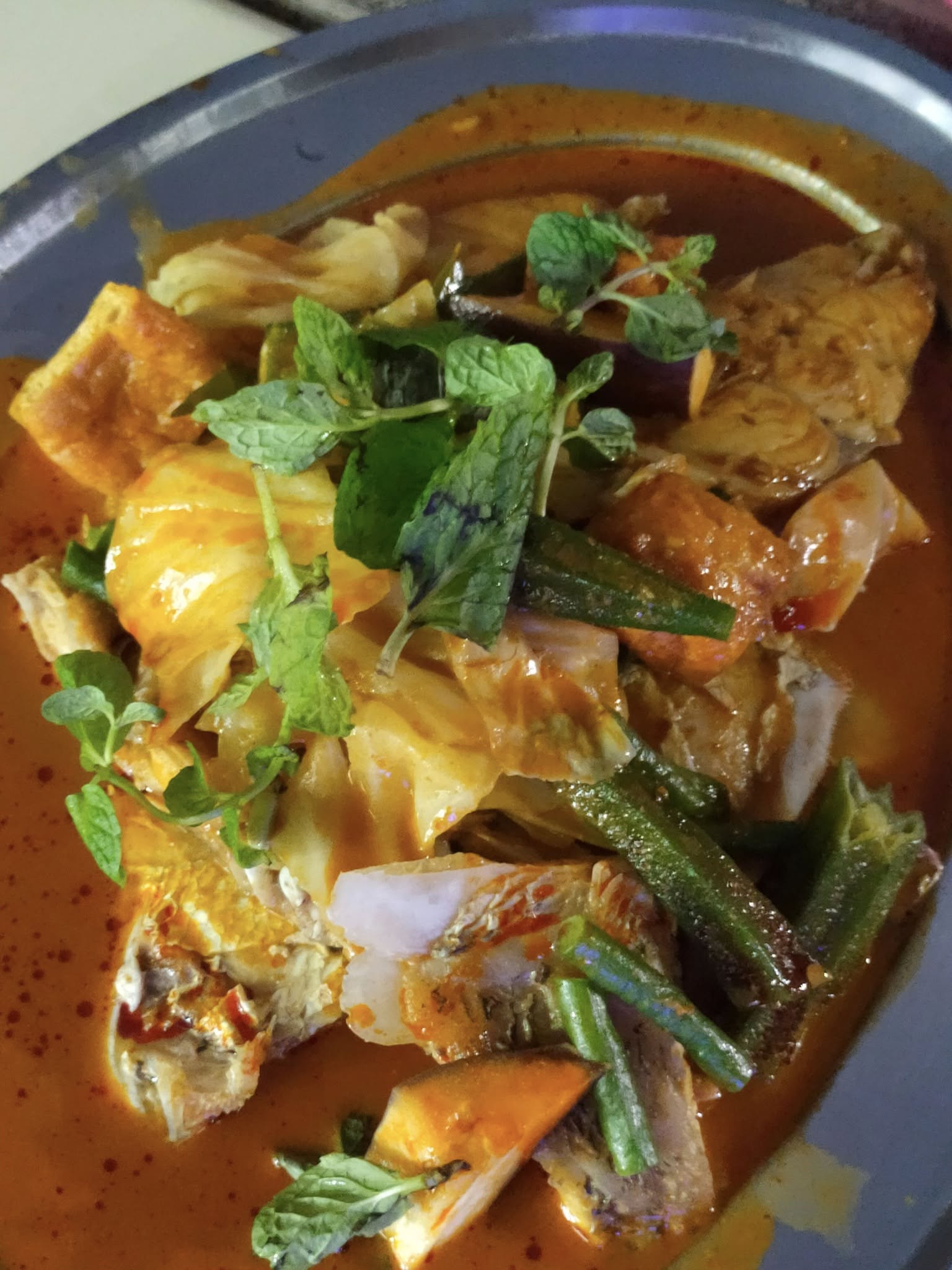 damansara uptown food court