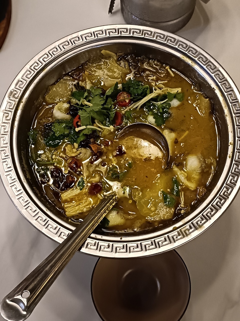 luckypot kuchai restaurant