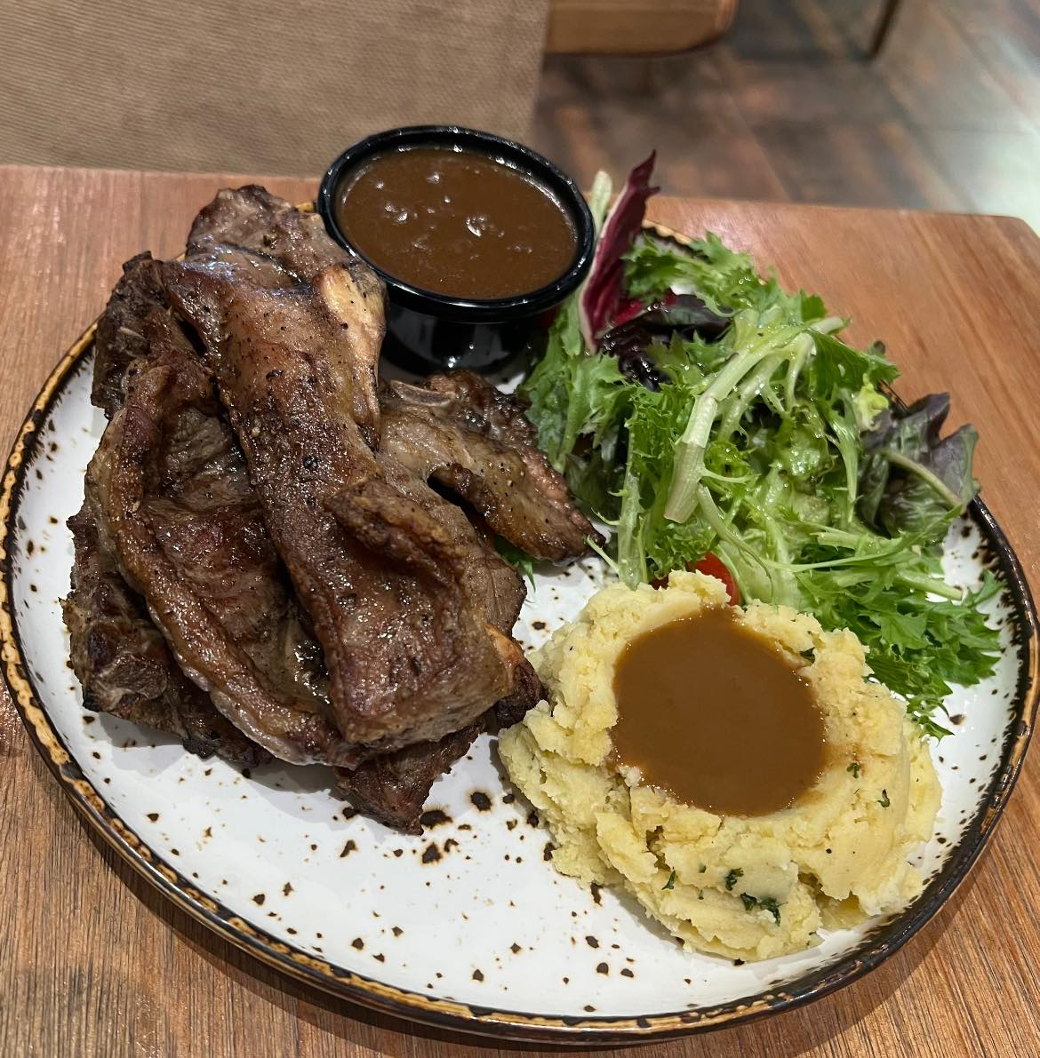 one serambi cafe