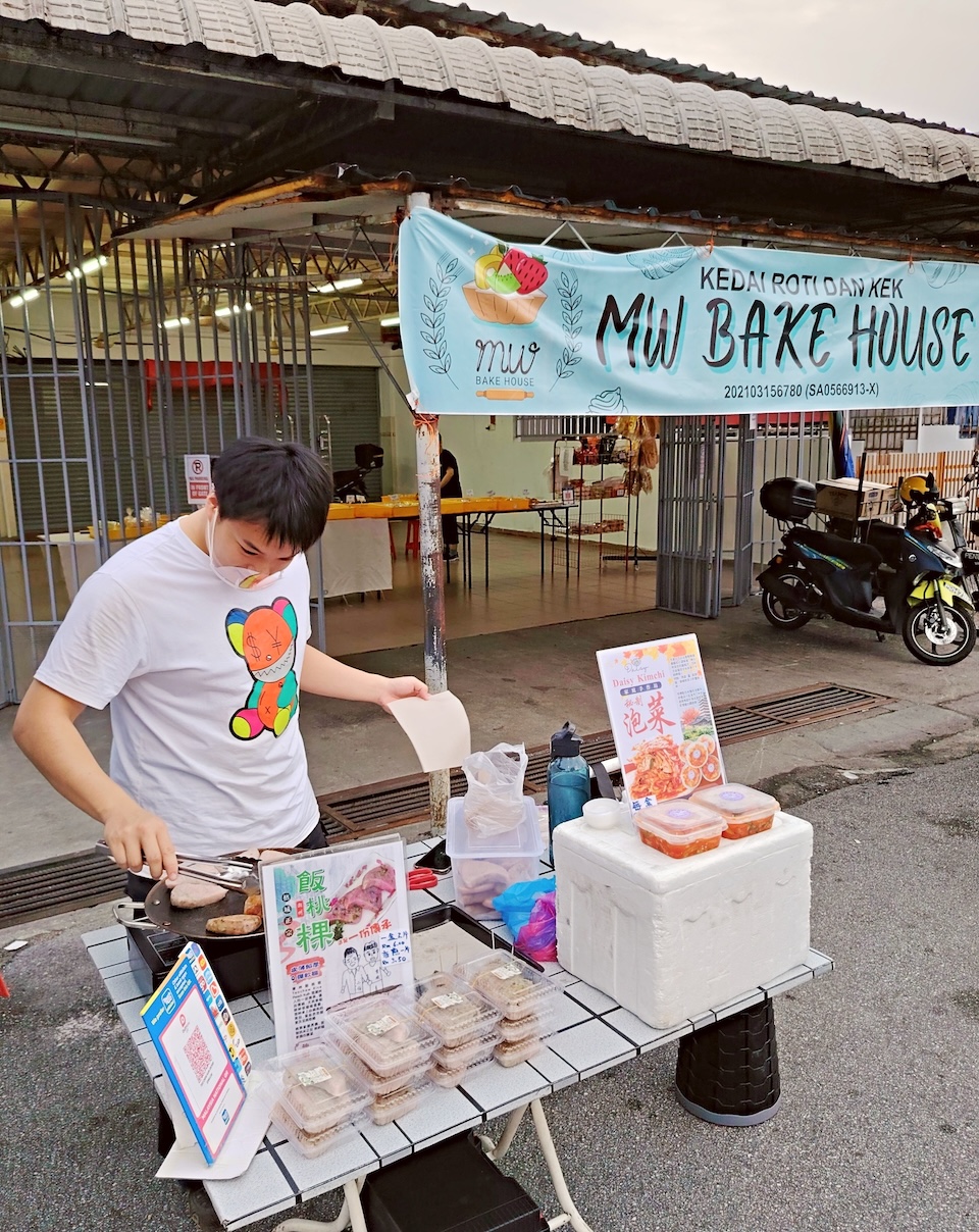 jelutong morning market