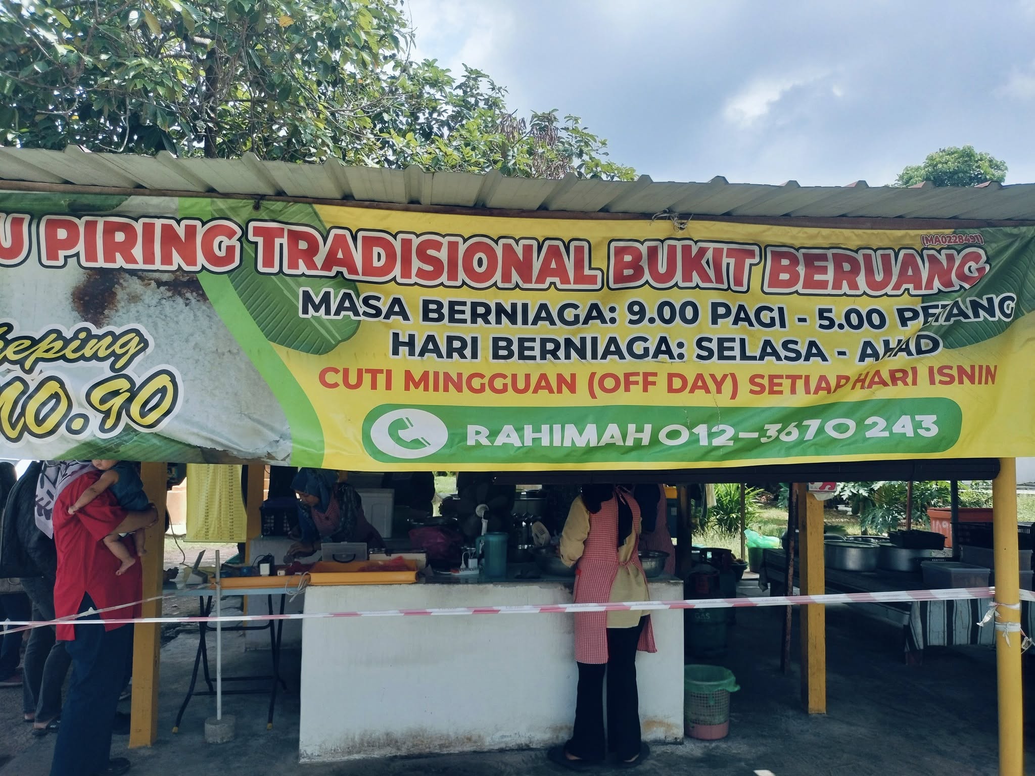 putu piring tradisional bukit beruang