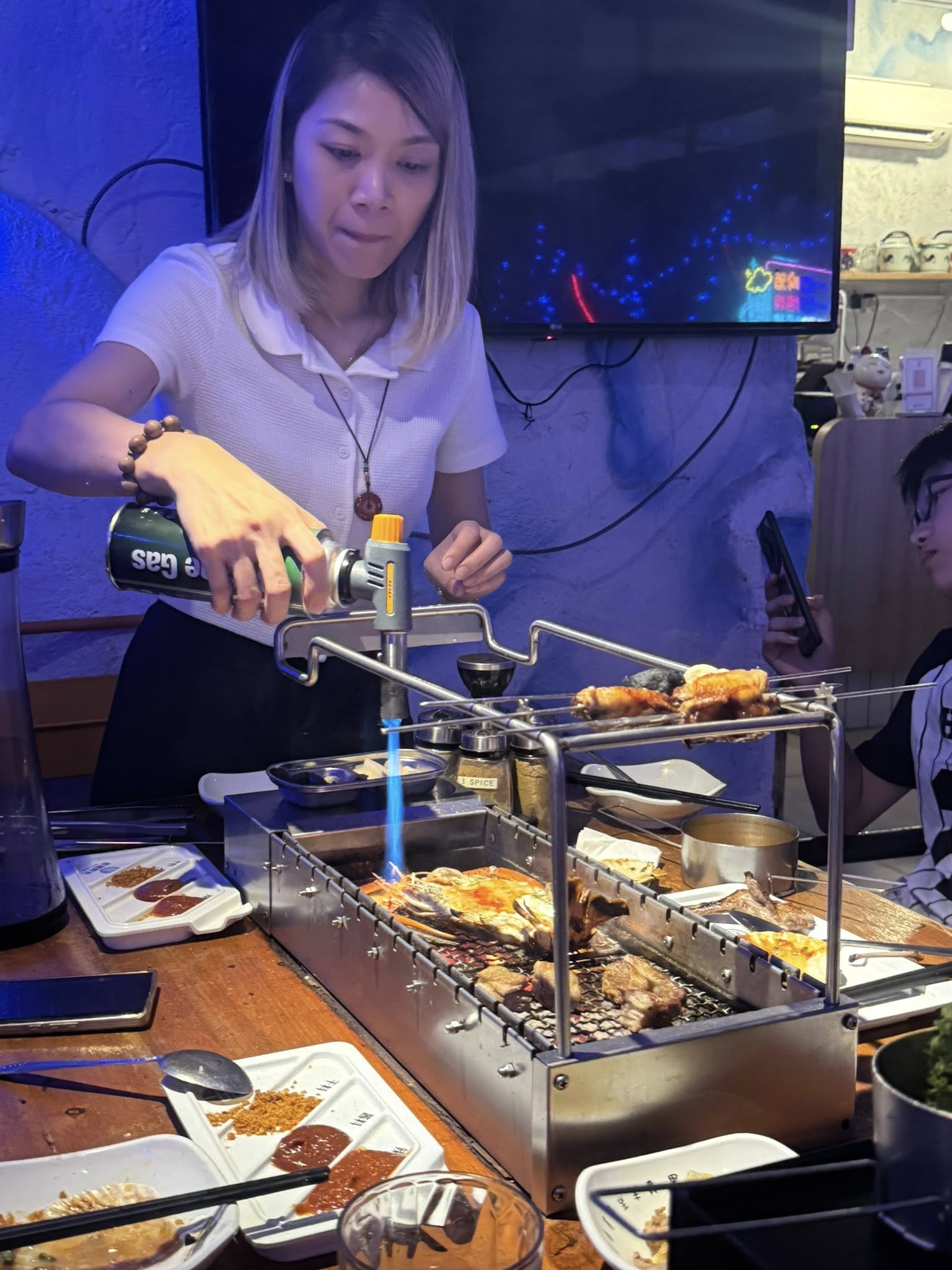 charcoal bbq ss2