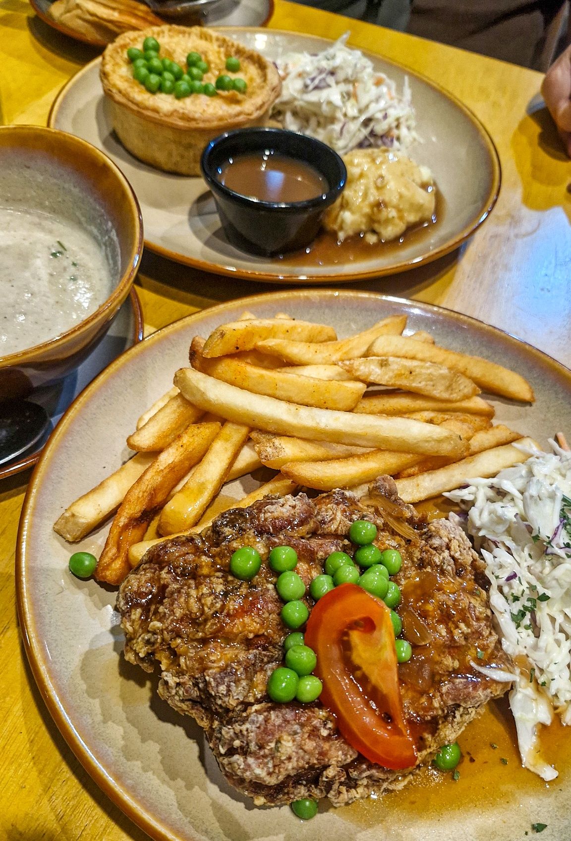daves_deli_starling_mall_jul2025_paulatan_01
