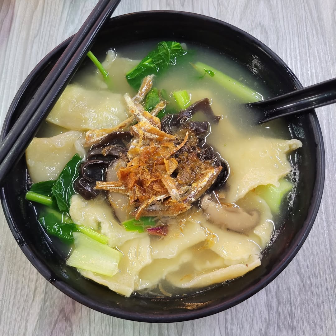 gerai_makan_golden_beach_corner_jun2025_ireneloong_01