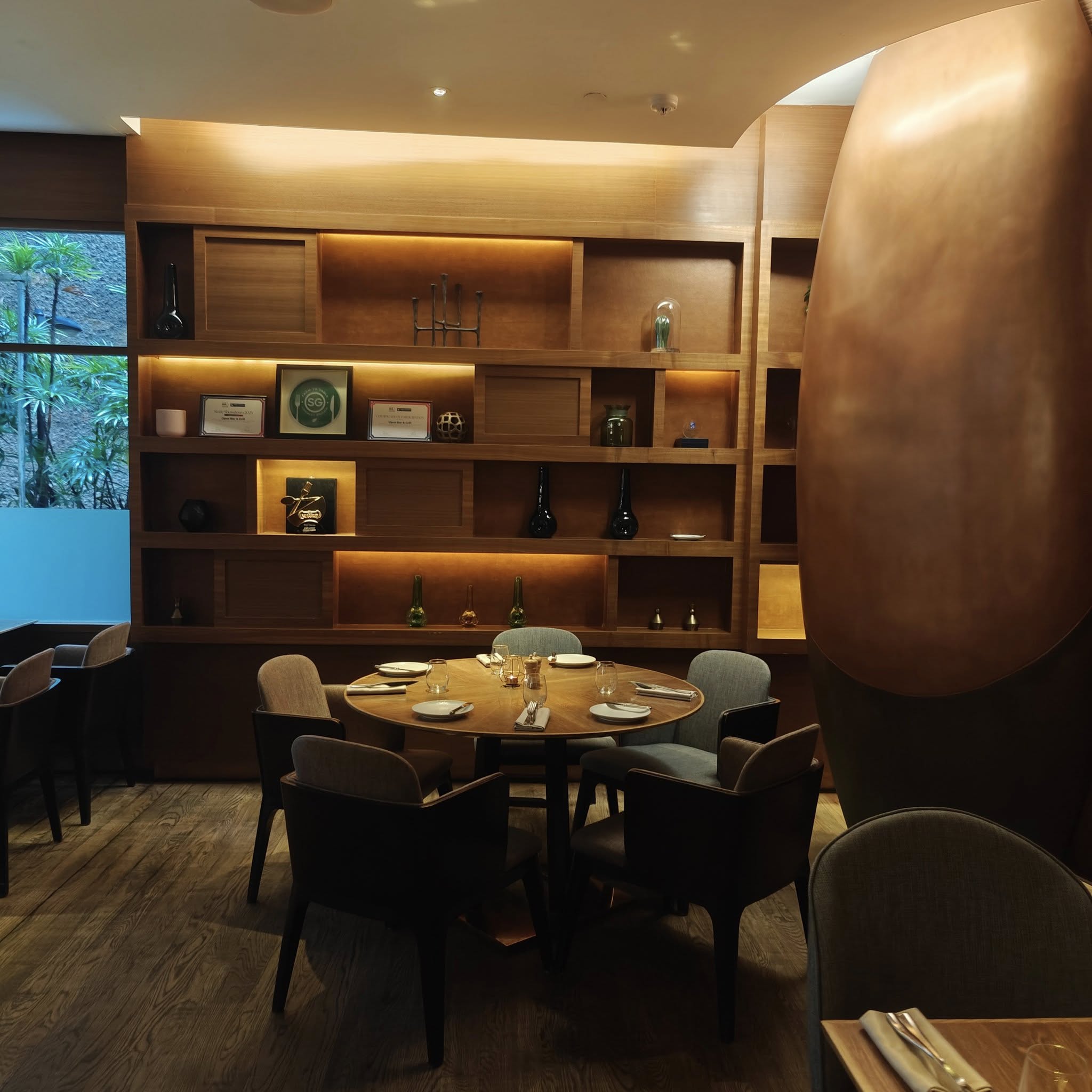 opus bar
