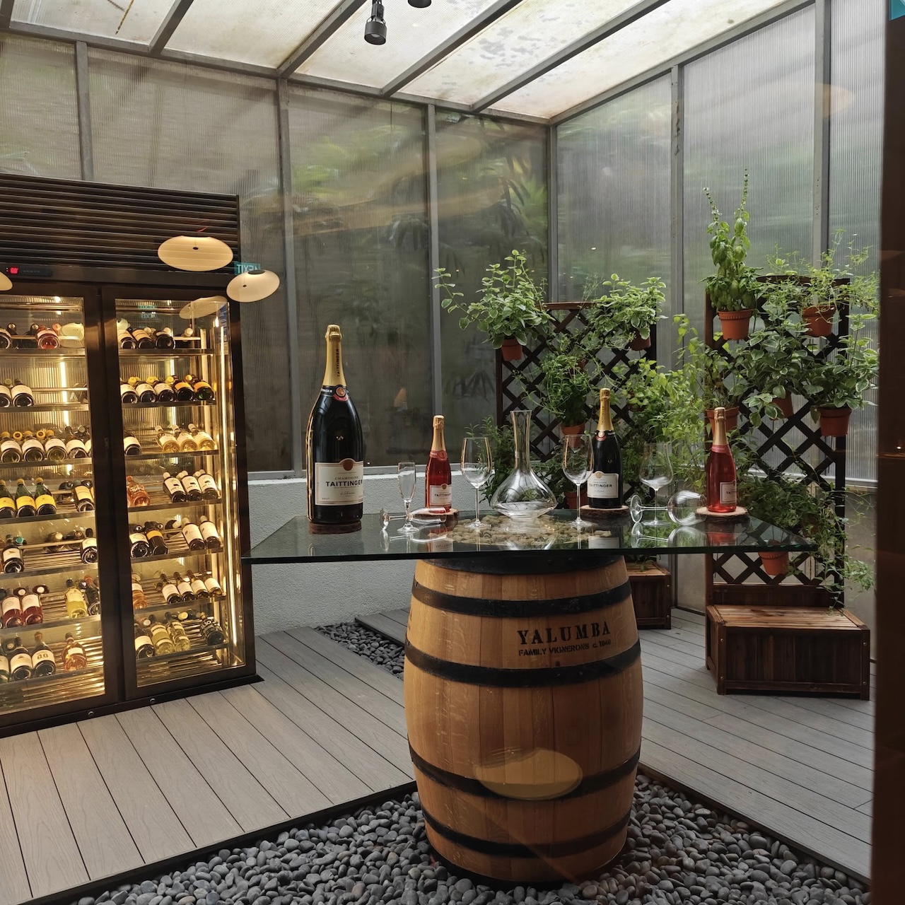 opus bar