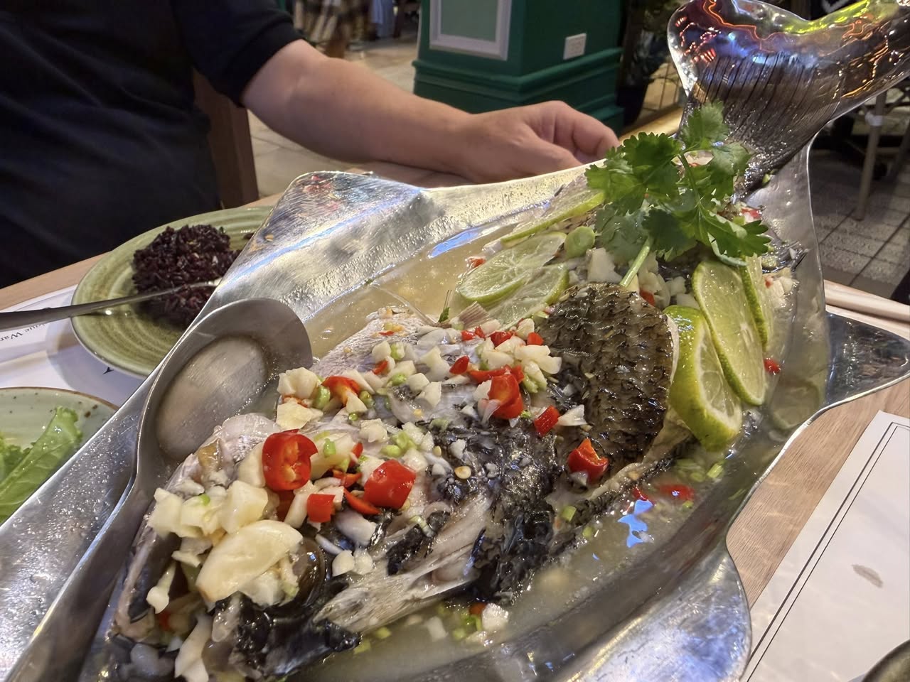 peppery thai bistro siam paragon
