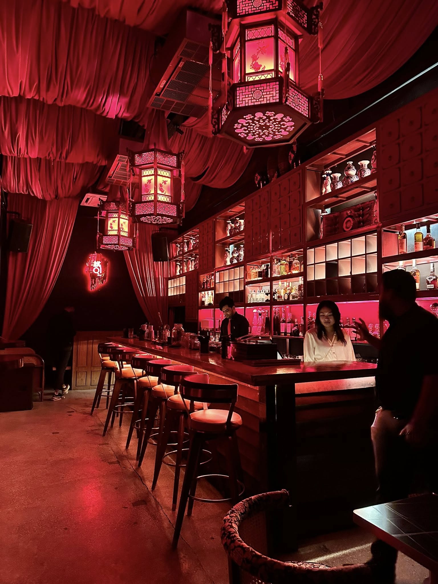 qi_bar_kl_oct2025_christinetan_01
