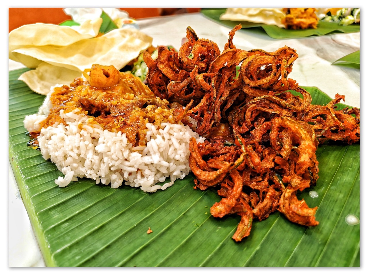 bananabro_queensbay_mall_nov2025_hedgesliang_03