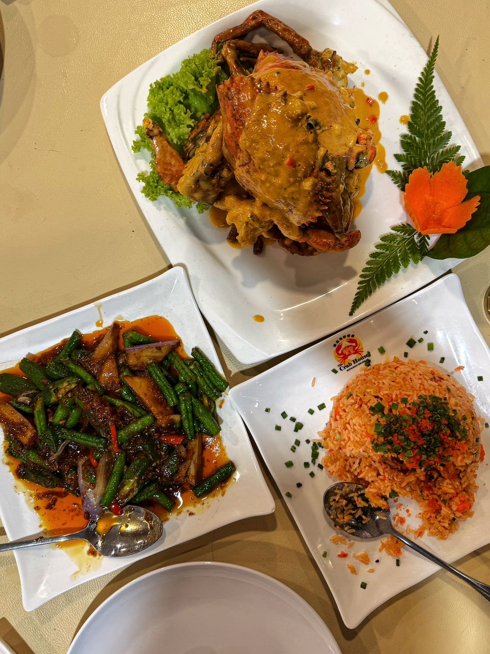 the_crab_house_seafood_restaurant_nov2025_vk_02a