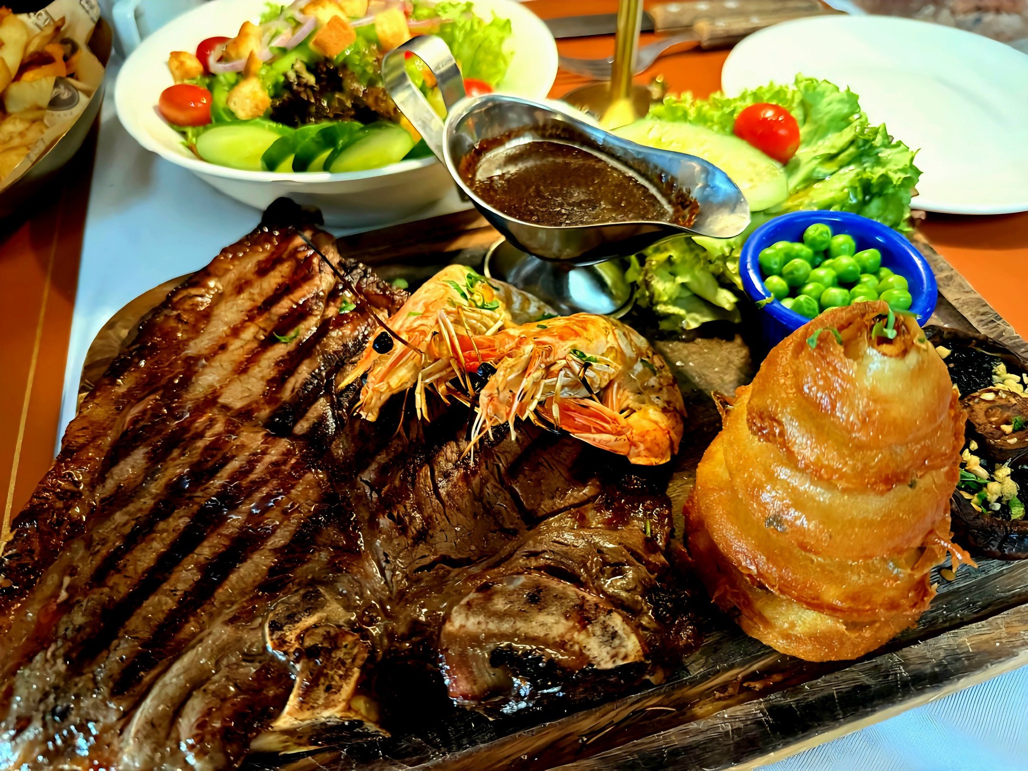 emilys_steakhouse_dec2025_kelvinloovi_01