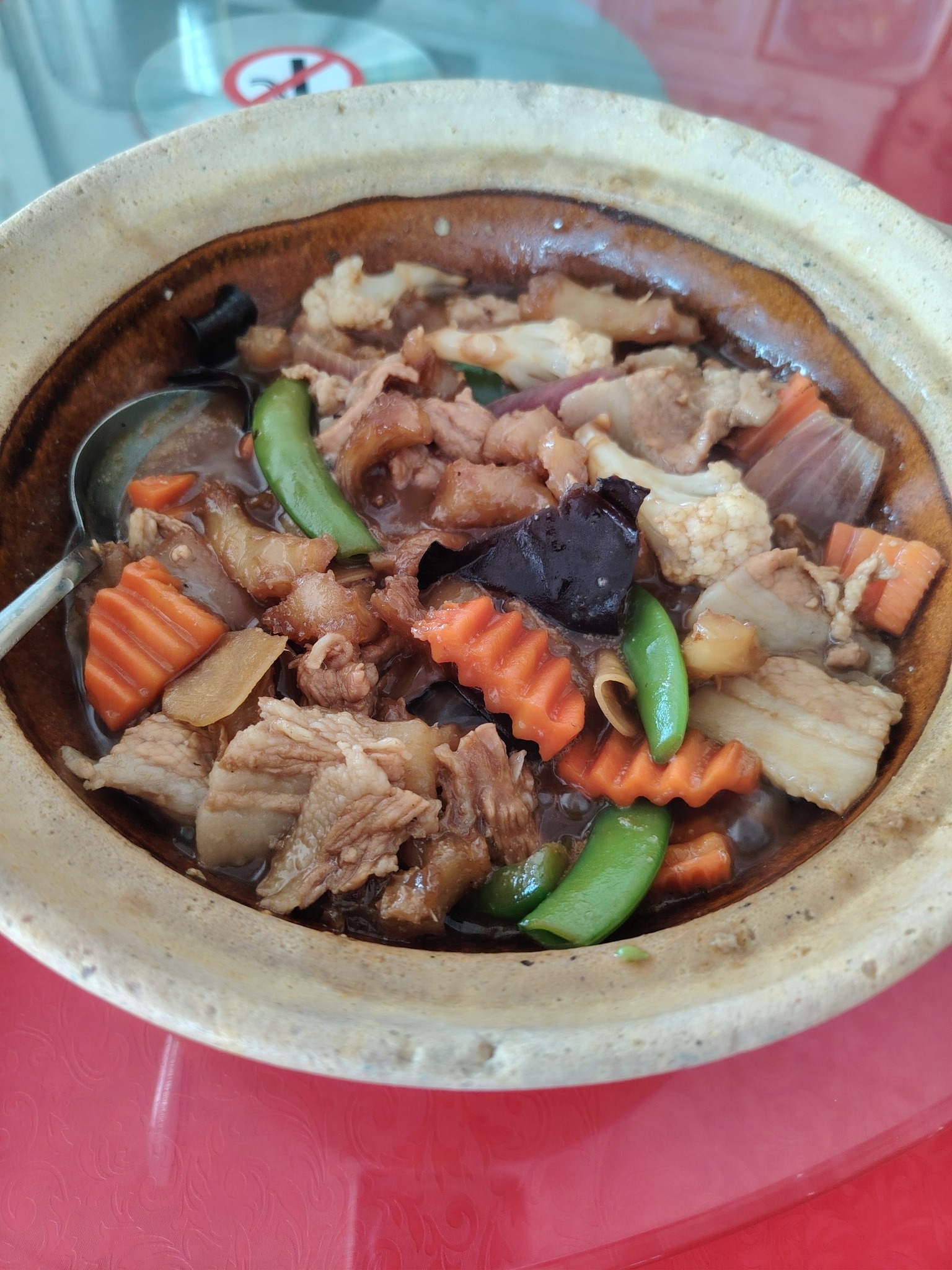 long yan seafood restaurant