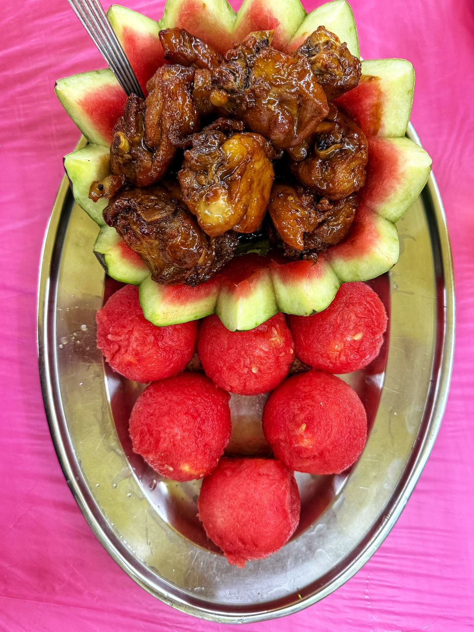 new_paris_restaurant_dec2025_vk_06a