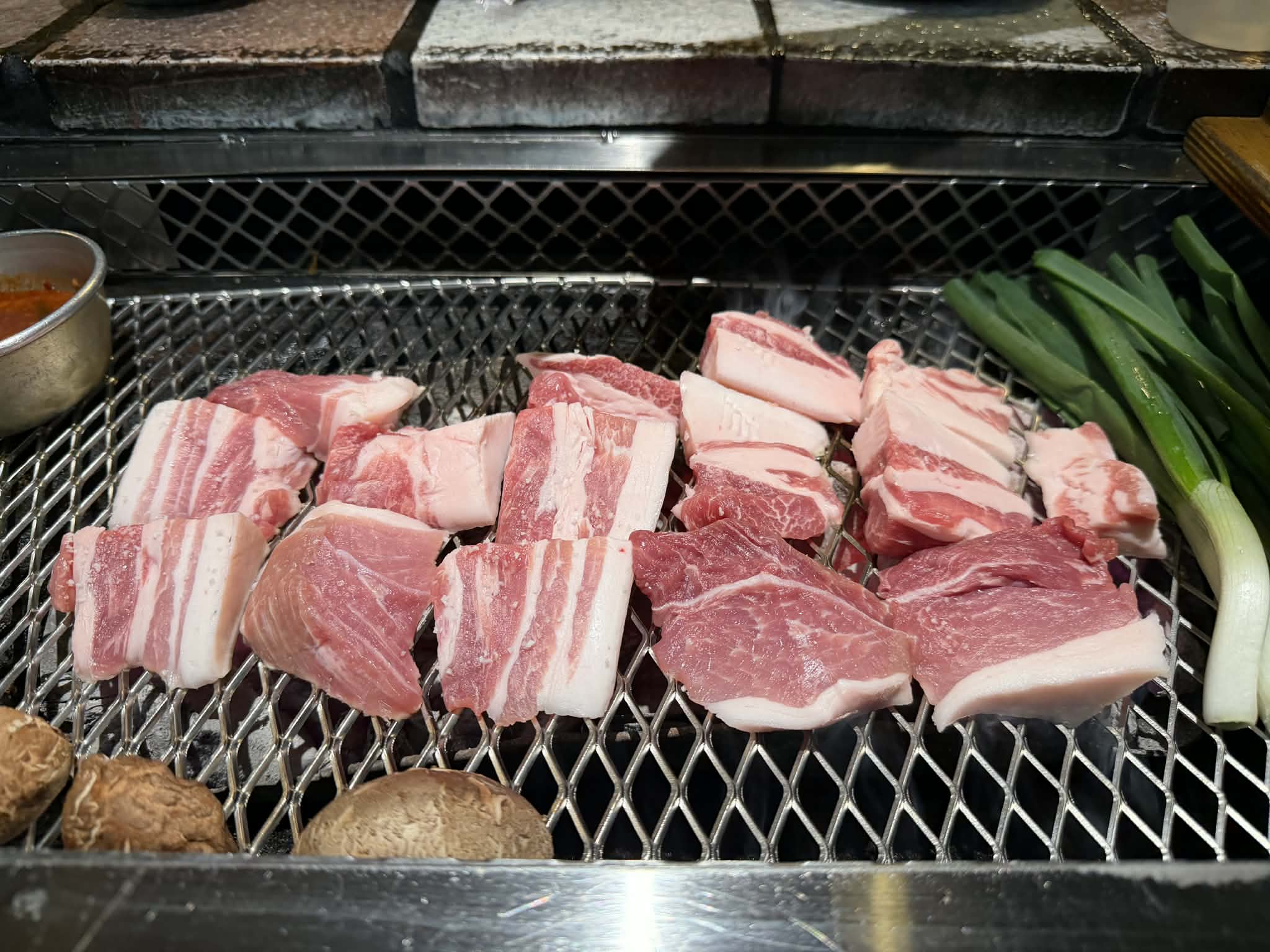 sancheong_charcoal_garden_euljiro_dec2025_lukesoon_02