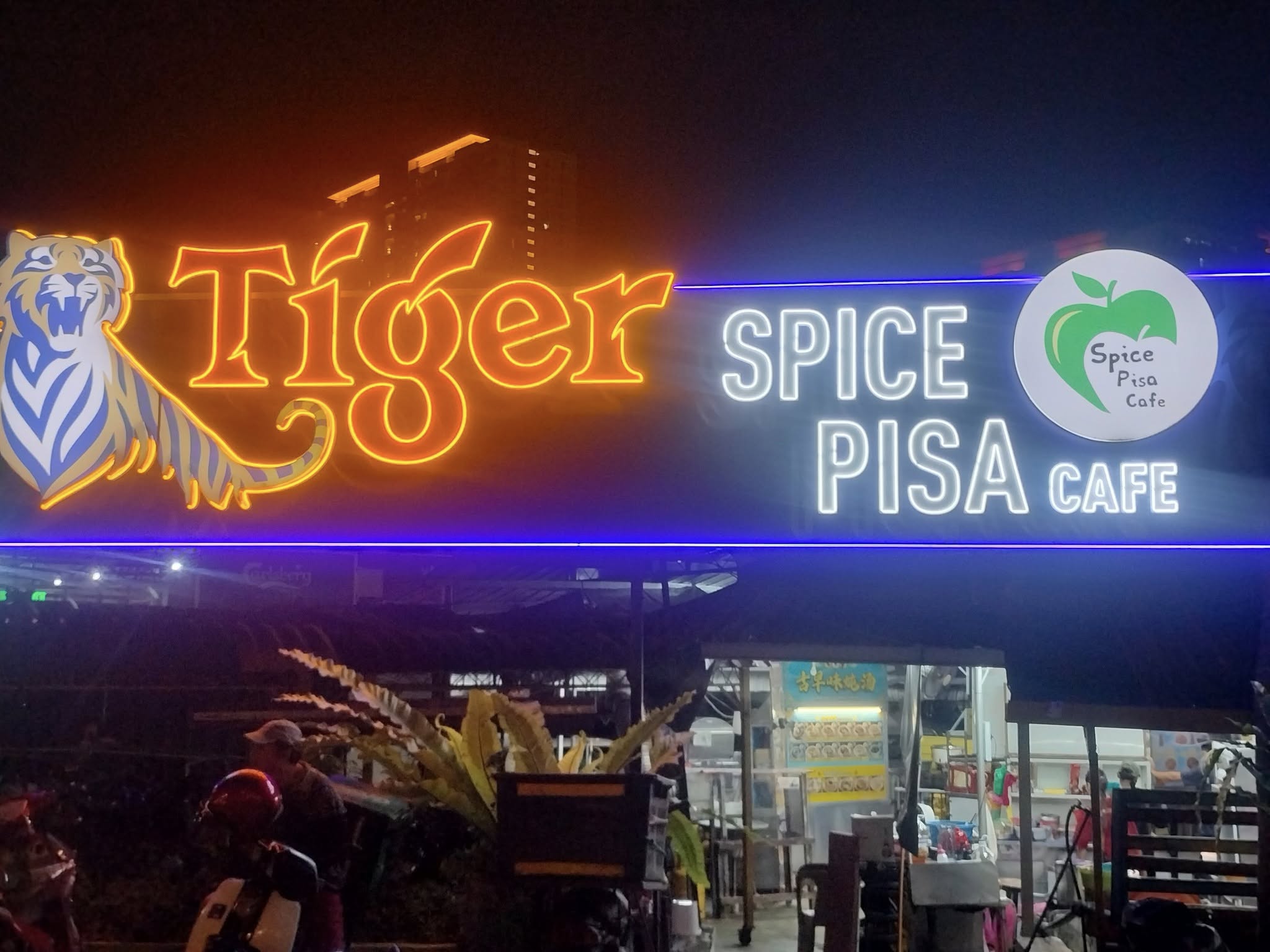 spice pisa cafe