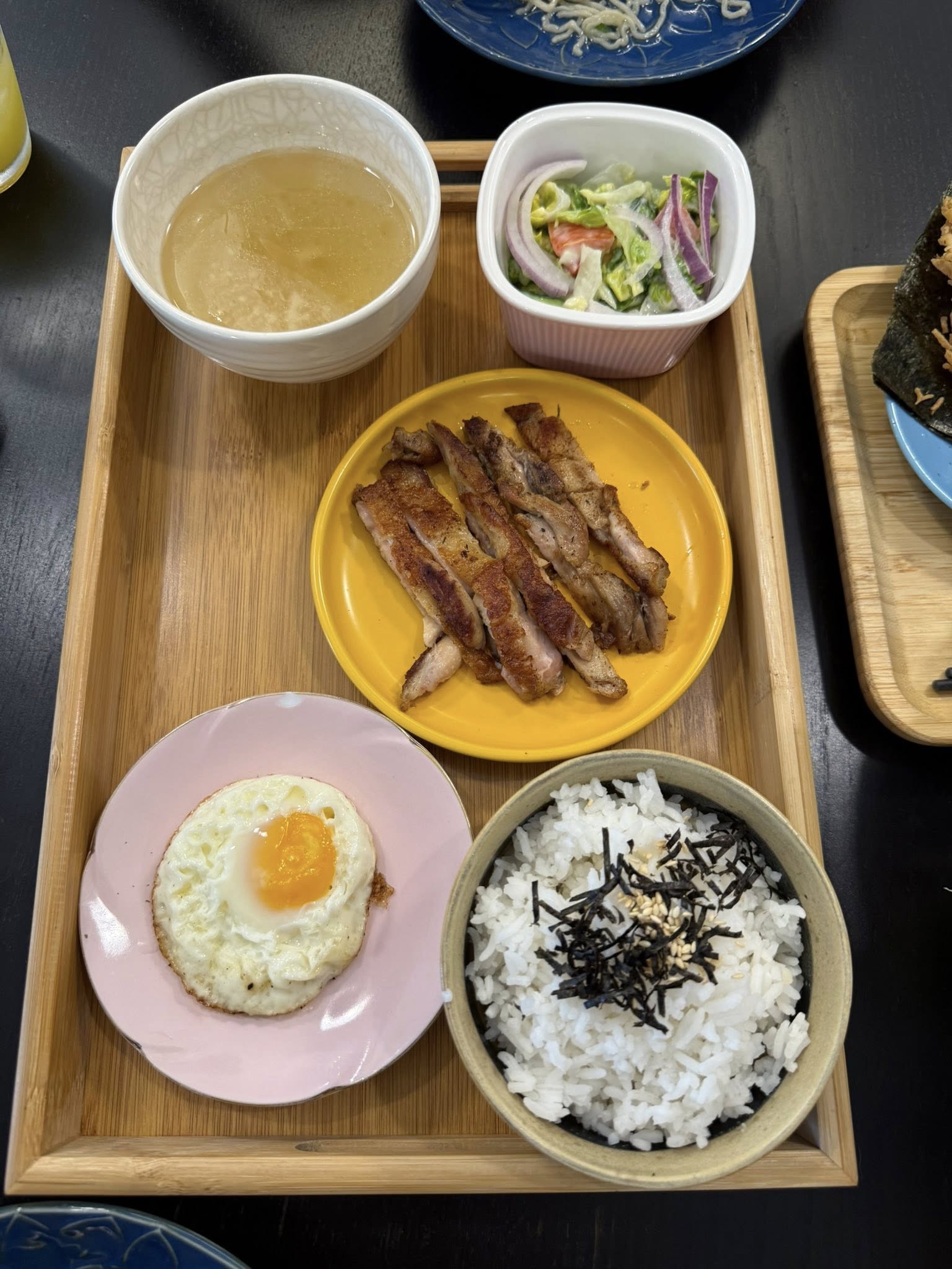 the_bear_hug_restaurant_mar2026_joycelee_05