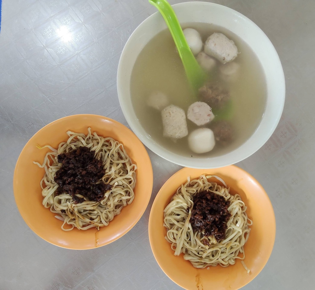 paris_restaurant_mar2026_khorhuimin_01