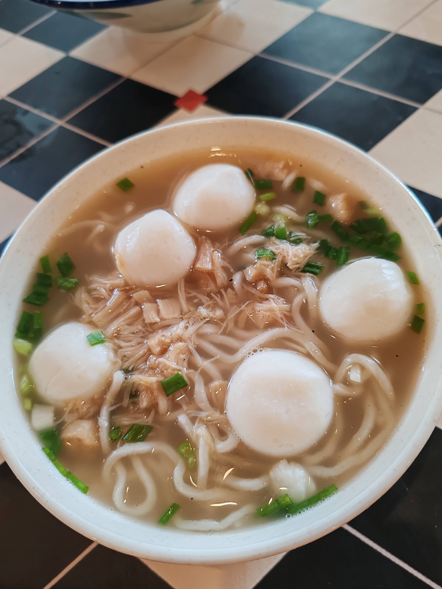 2026-05-23-kane-chong-mee-bebola-ikan-pak-cik-tong-1