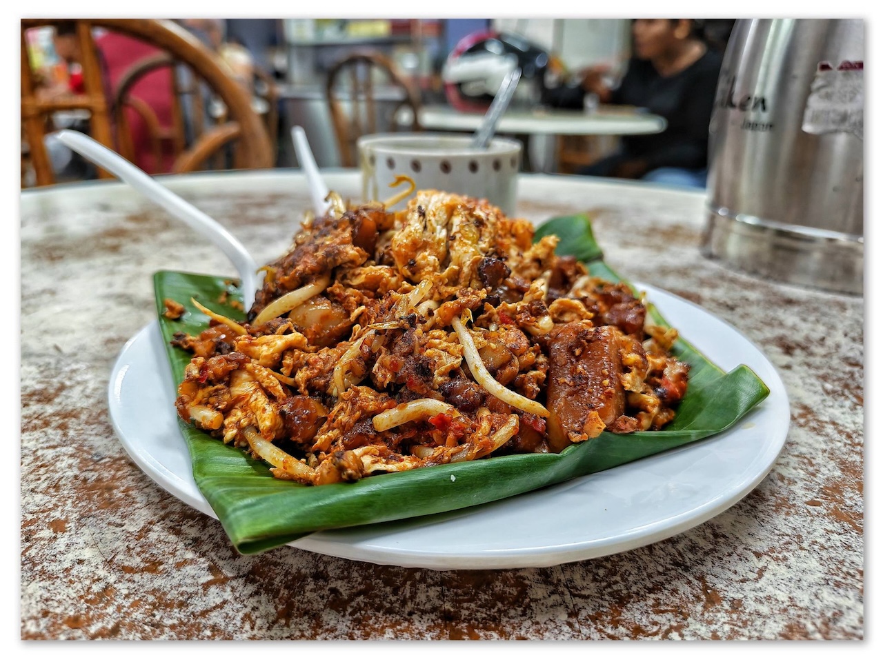 teoh_guan_hup_coffee_shop_apr2026_hedgesliang_03