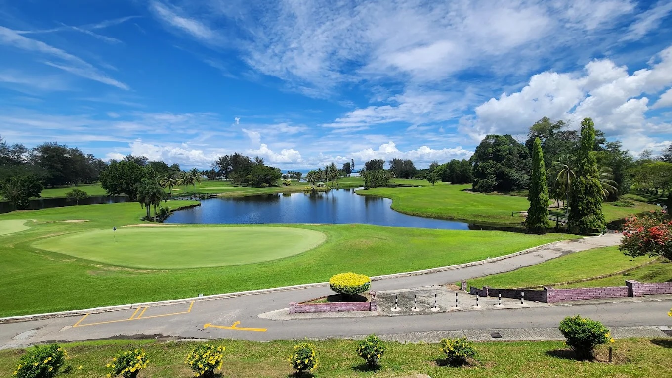 mentiri_golf