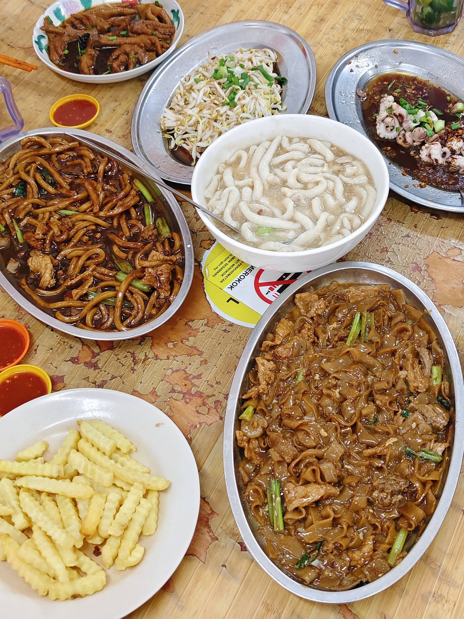 restoran_tuck_tuck_kee_jun2026_davidleesp_02